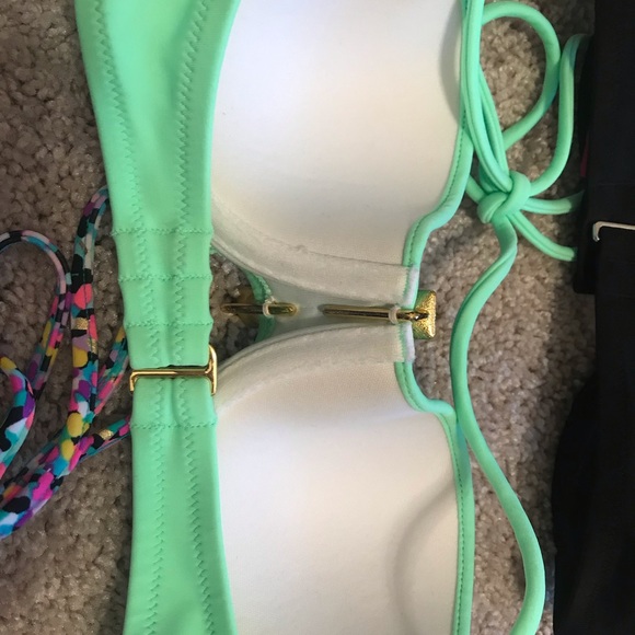 Set of 3 Victoria’s Secret Bikini Swim Tops - Picture 5 of 8